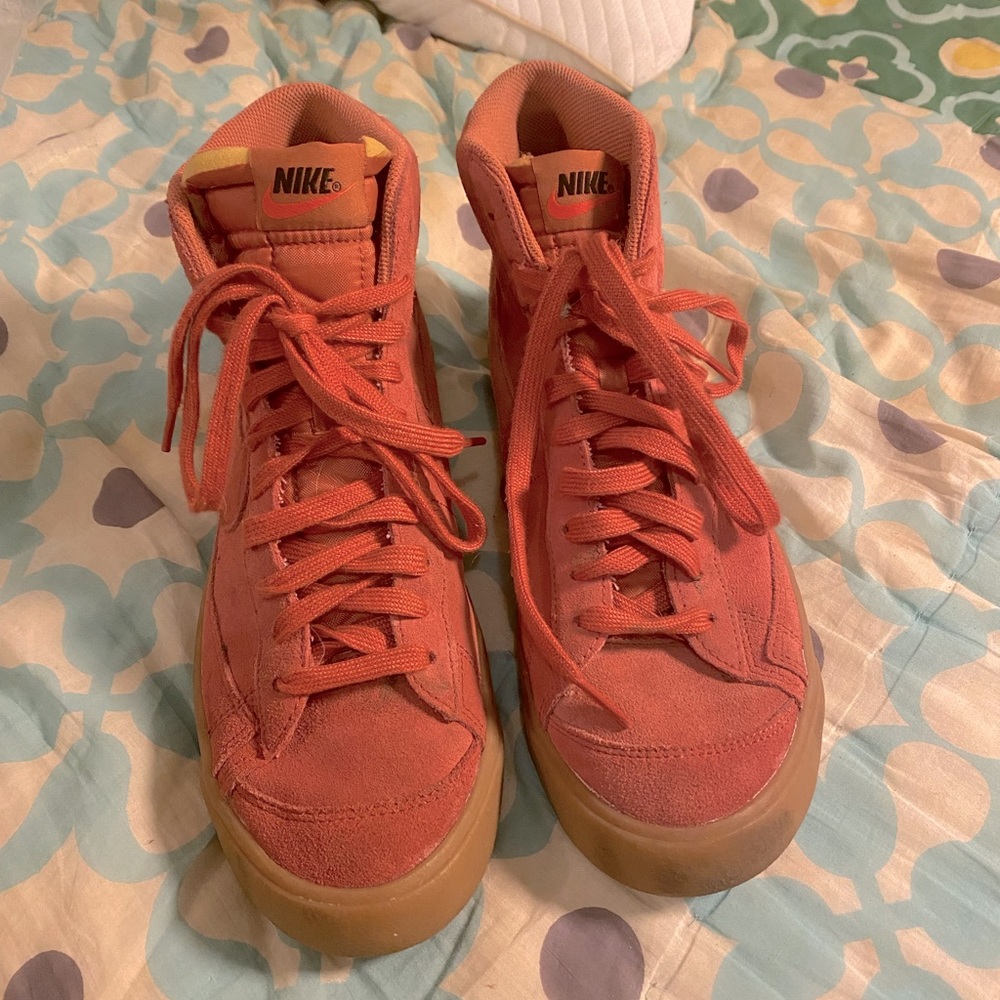 Nike salmon high tops